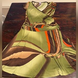 EUC Purple Rain Women’s Dress Size L